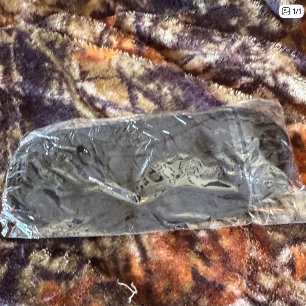 💅 DIY Nail & Self Care Spa Kit | Gel Nail Tips + Hair Turbans + Eye Mask - Picture 4 of 4